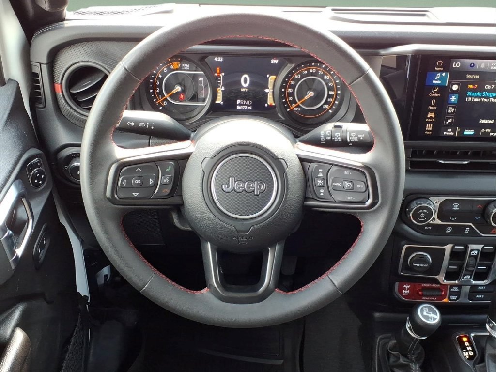 Used 2024 Jeep Wrangler Unlimited Rubicon AWD/4WD image 19