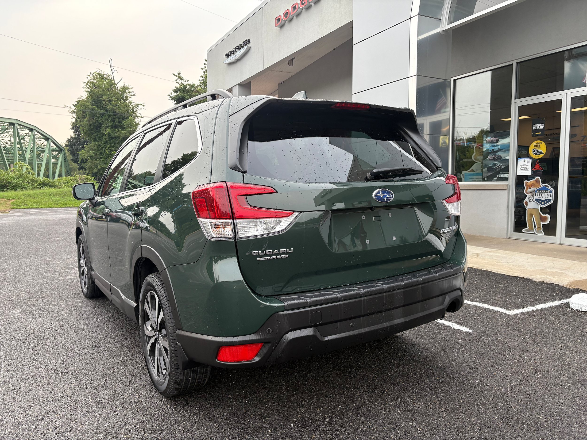 Used 2023 Subaru Forester Limited AWD/4WD image 7