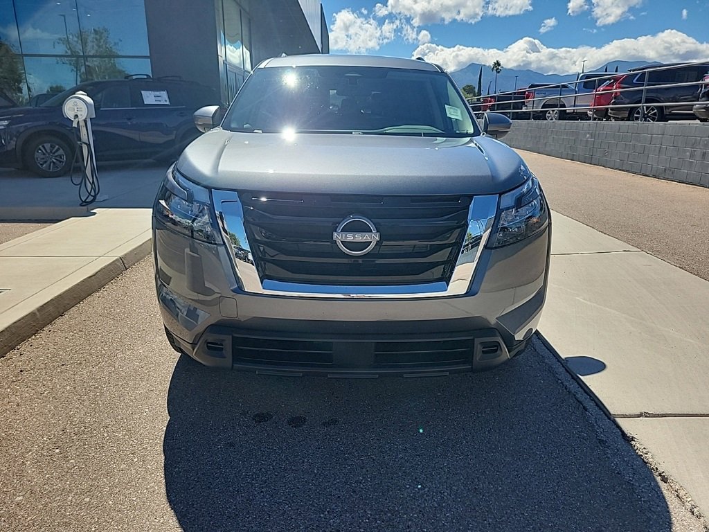 New 2025 Nissan Pathfinder SV w/ Cargo Package image 2