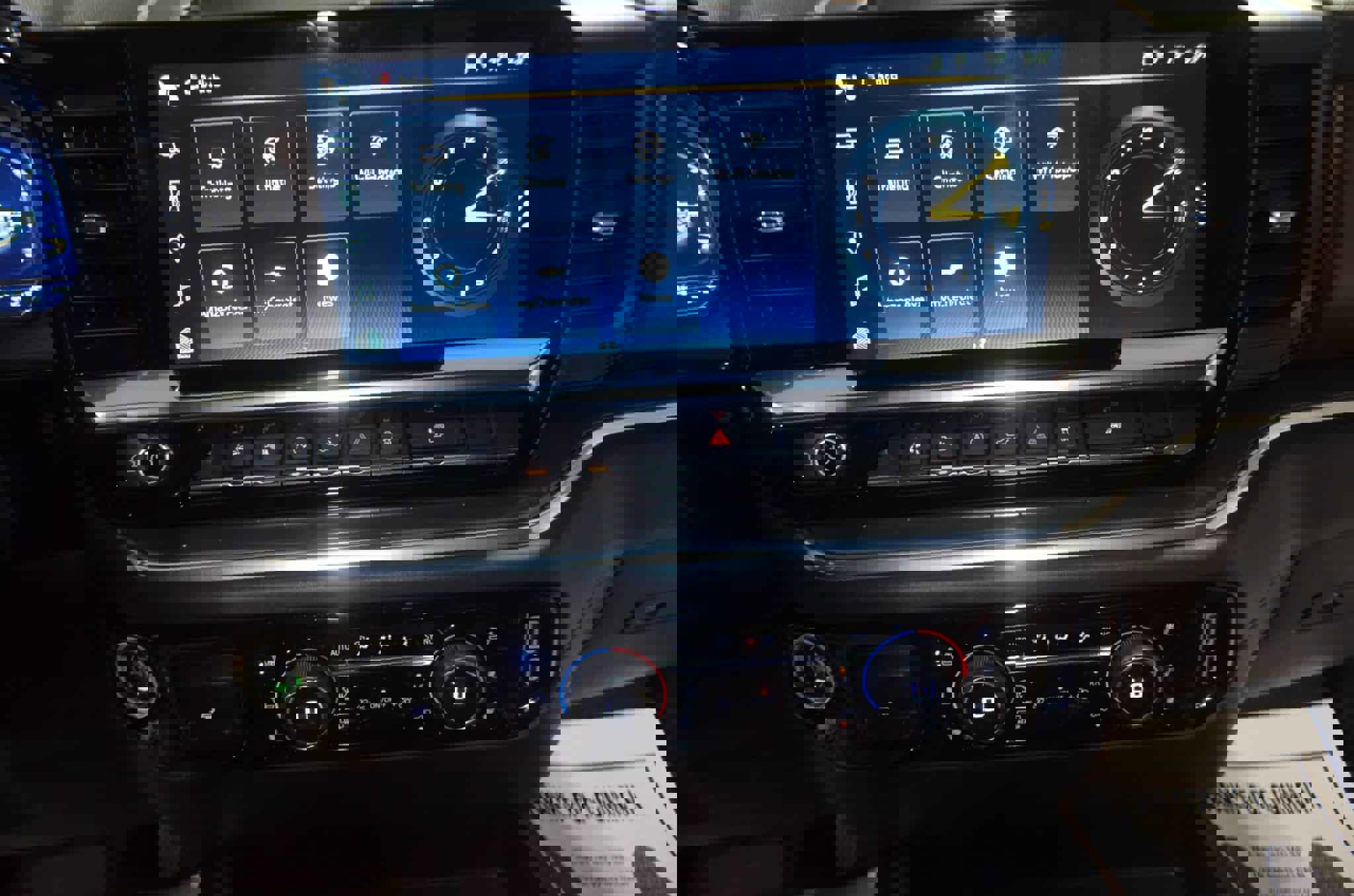 Used 2024 Chevrolet Silverado 1500 High Country image 25