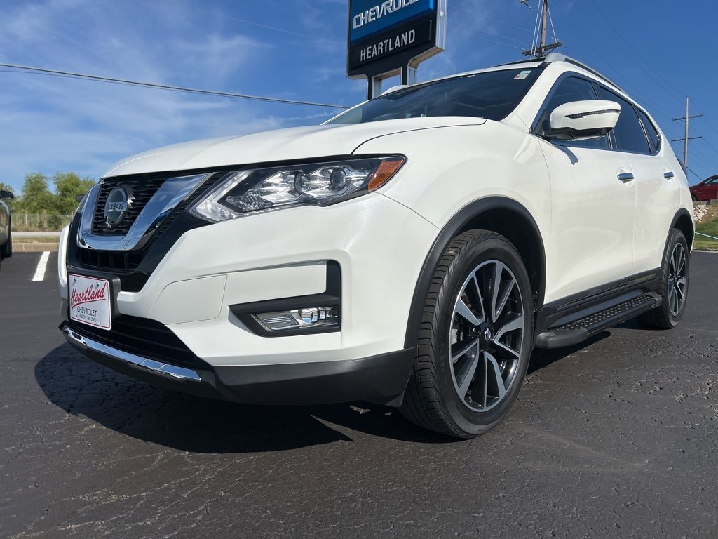 Used 2019 Nissan Rogue SL w/ Premium Package