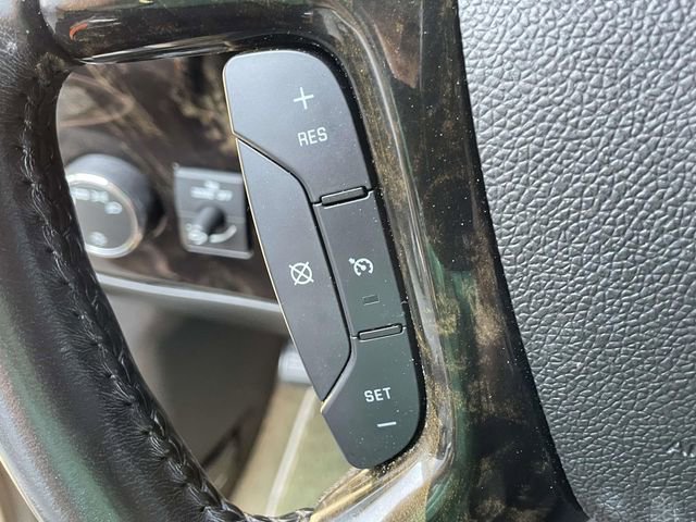 Used 2015 Chevrolet Express 2500 Extended image 23