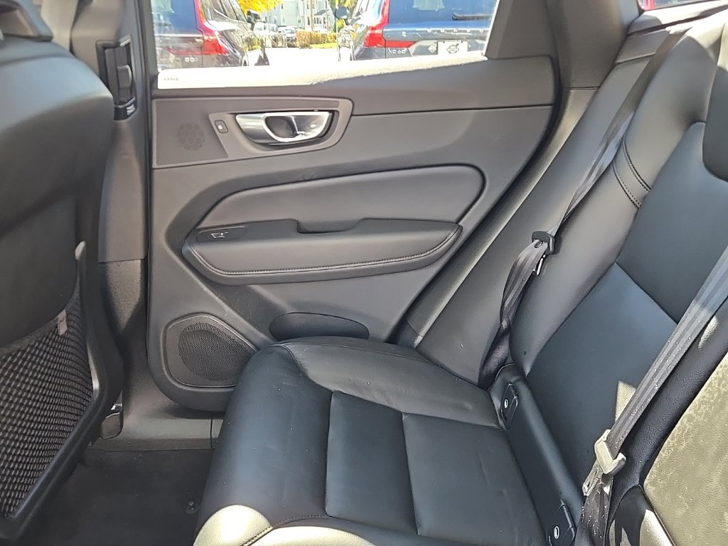 Certified 2024 Volvo XC60 B5 Core w/ Climate Package AWD/4WD image 19