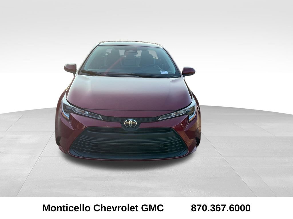 Used 2025 Toyota Corolla LE image 8