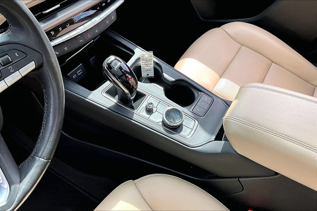 Used 2024 Cadillac XT4 Premium Luxury FWD image 14