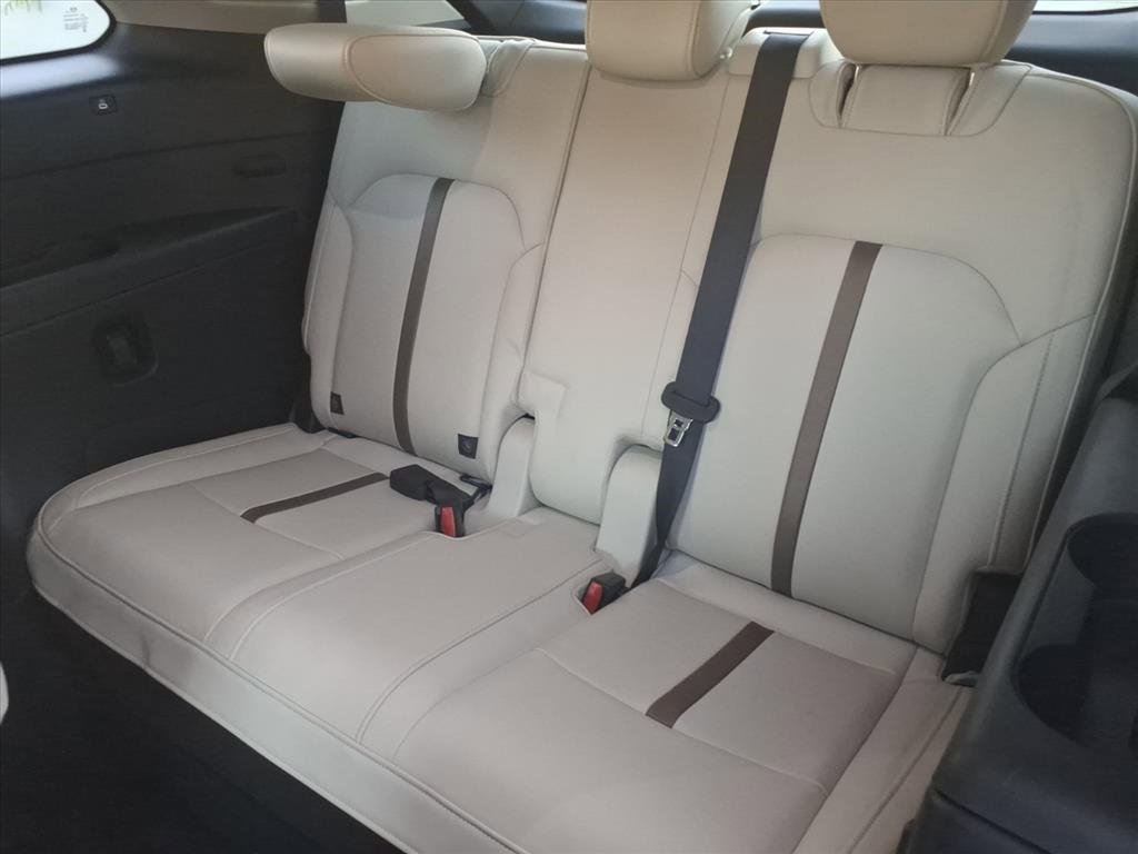 Used 2024 MAZDA CX-90 Plug-In Hybrid w/ Premium Plus image 23