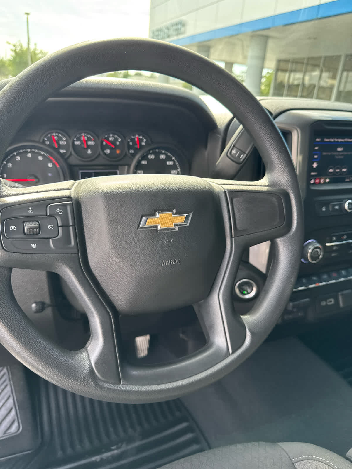 Used 2025 Chevrolet Silverado 2500 Custom w/ Custom Value Package AWD/4WD image 15