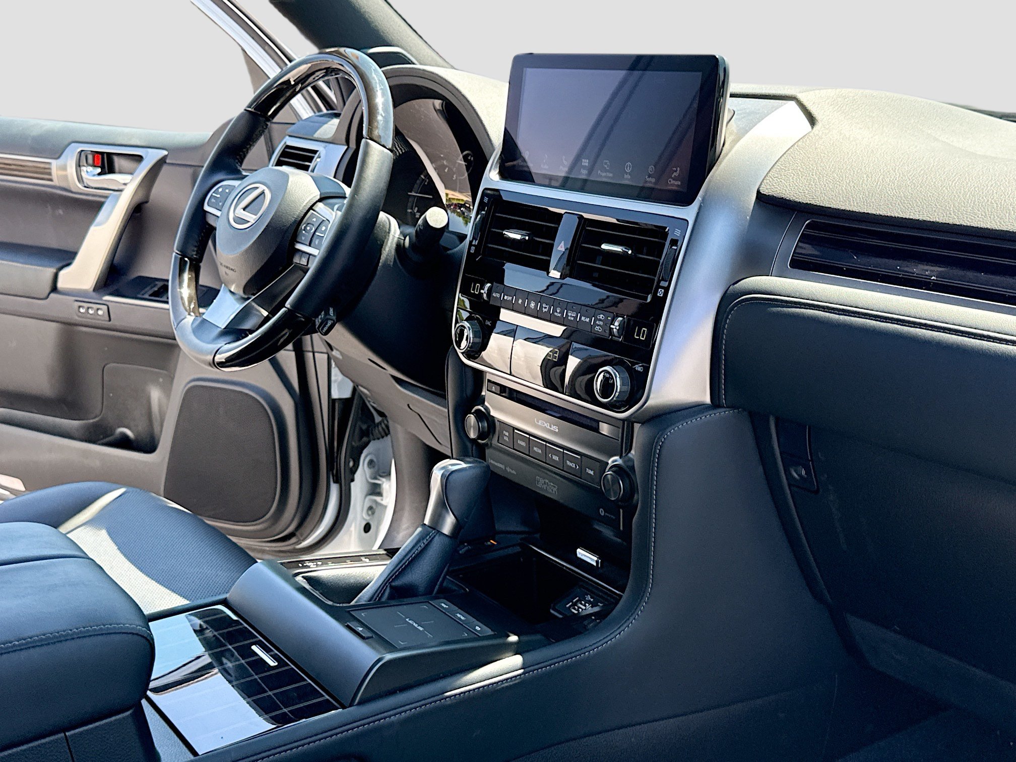 Certified 2023 Lexus GX 460 Premium AWD/4WD image 5
