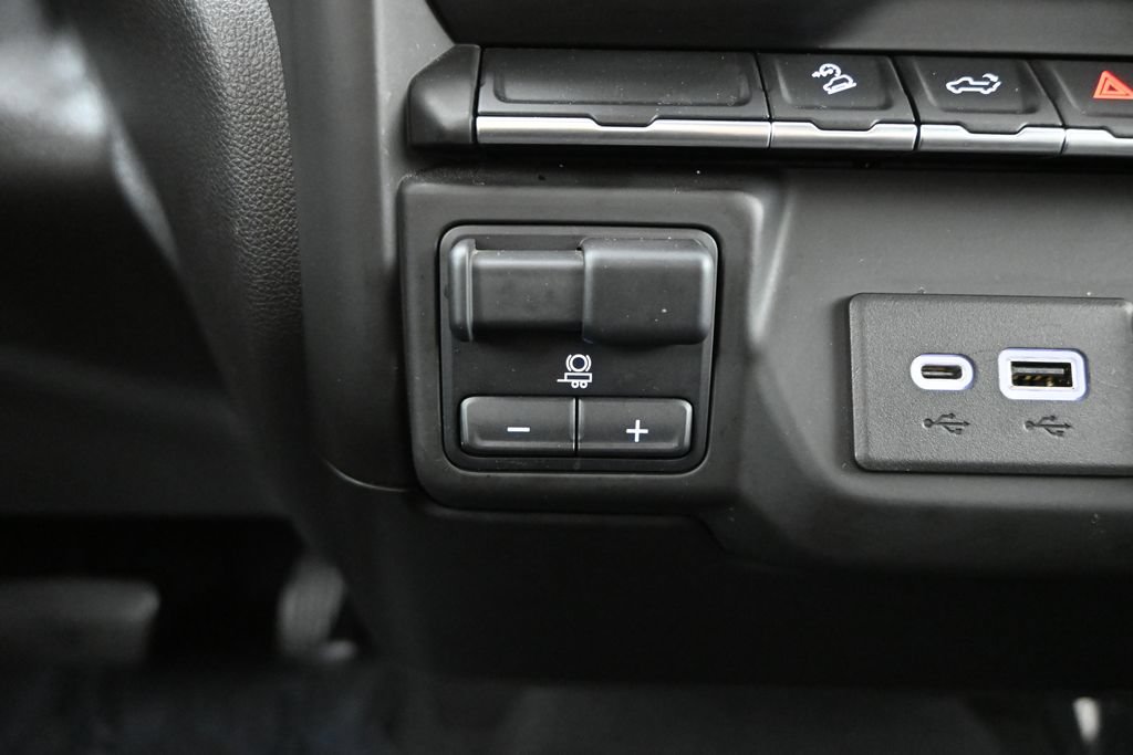 Used 2021 Chevrolet Silverado 1500 Custom Trail Boss w/ Safety Confidence Package AWD/4WD image 30