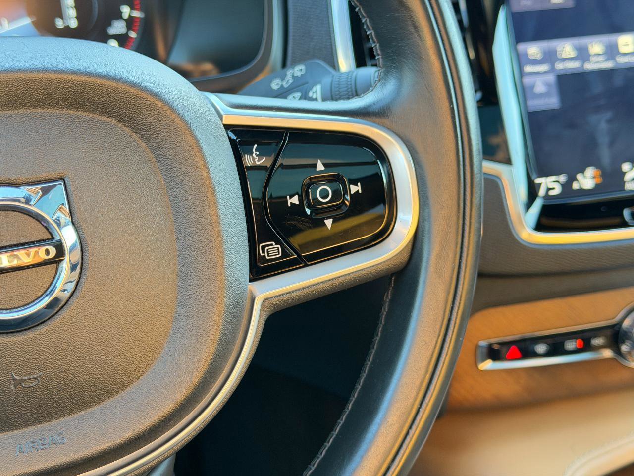 Used 2017 Volvo XC90 T6 Inscription AWD/4WD image 75