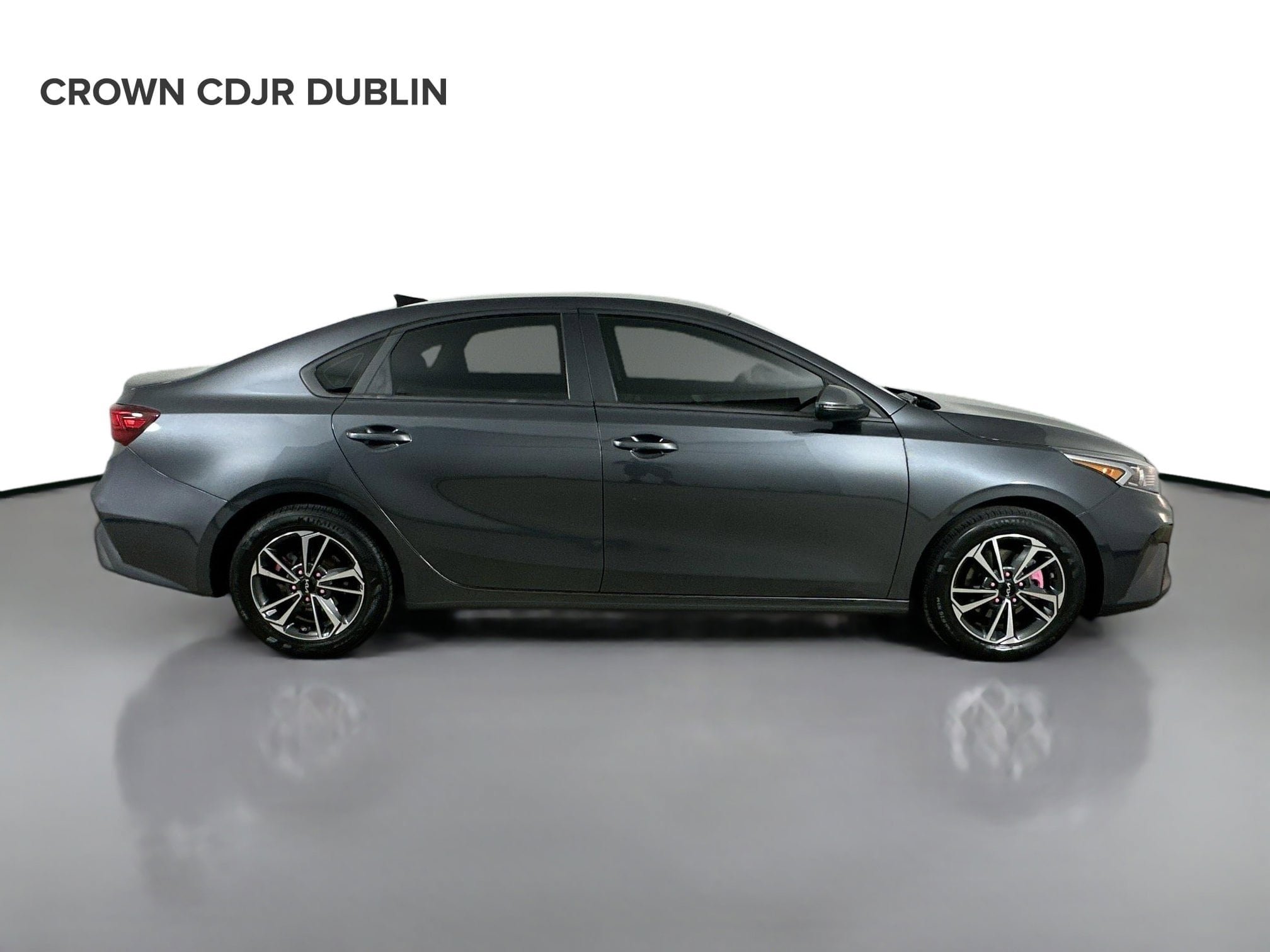 Used 2024 Kia Forte LXS w/ LXS Technology Package FWD image 5