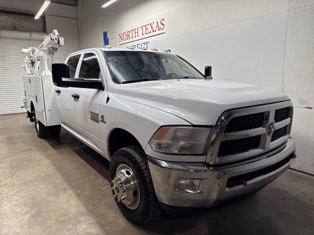 Used 2018 RAM 3500 Tradesman w/ Chrome Appearance Group AWD/4WD image 2