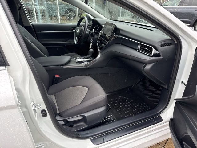 Used 2023 Toyota Camry LE AWD/4WD image 21
