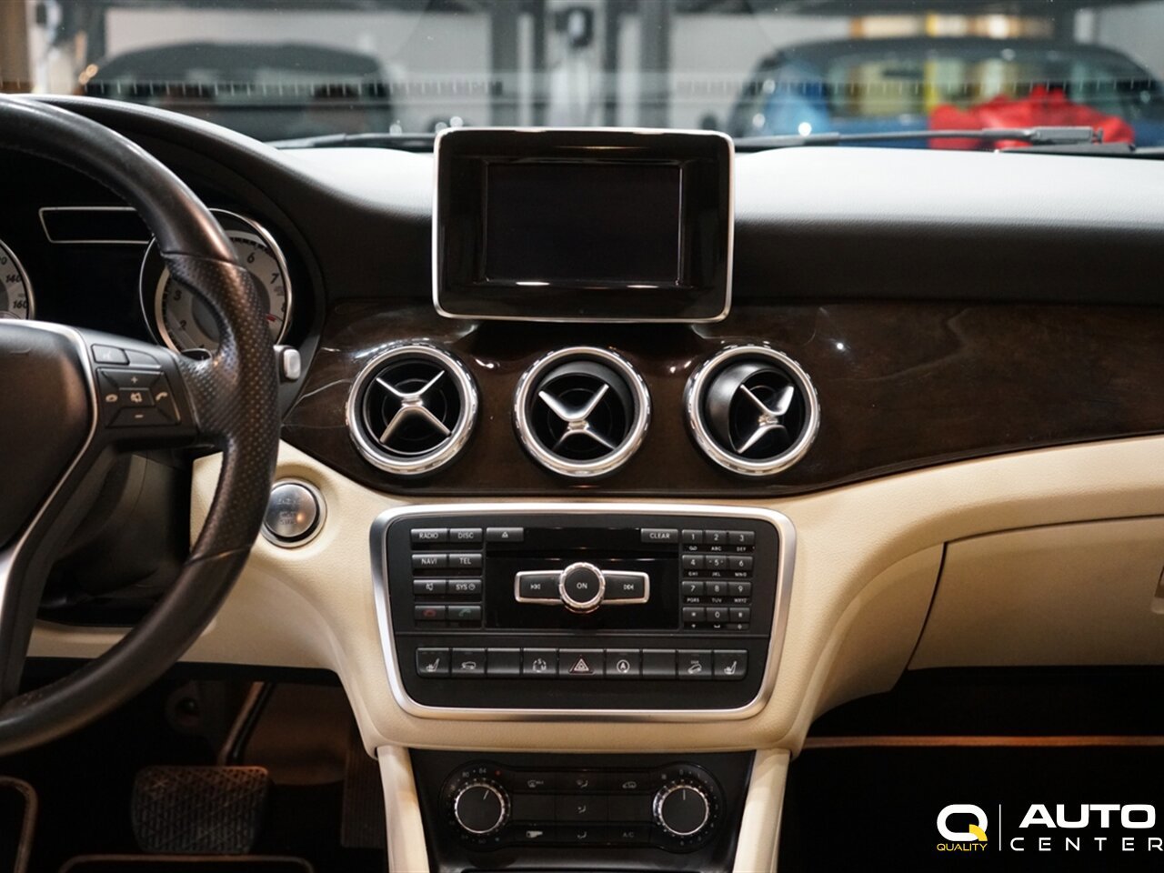 Used 2015 Mercedes-Benz GLA 250 4MATIC image 21