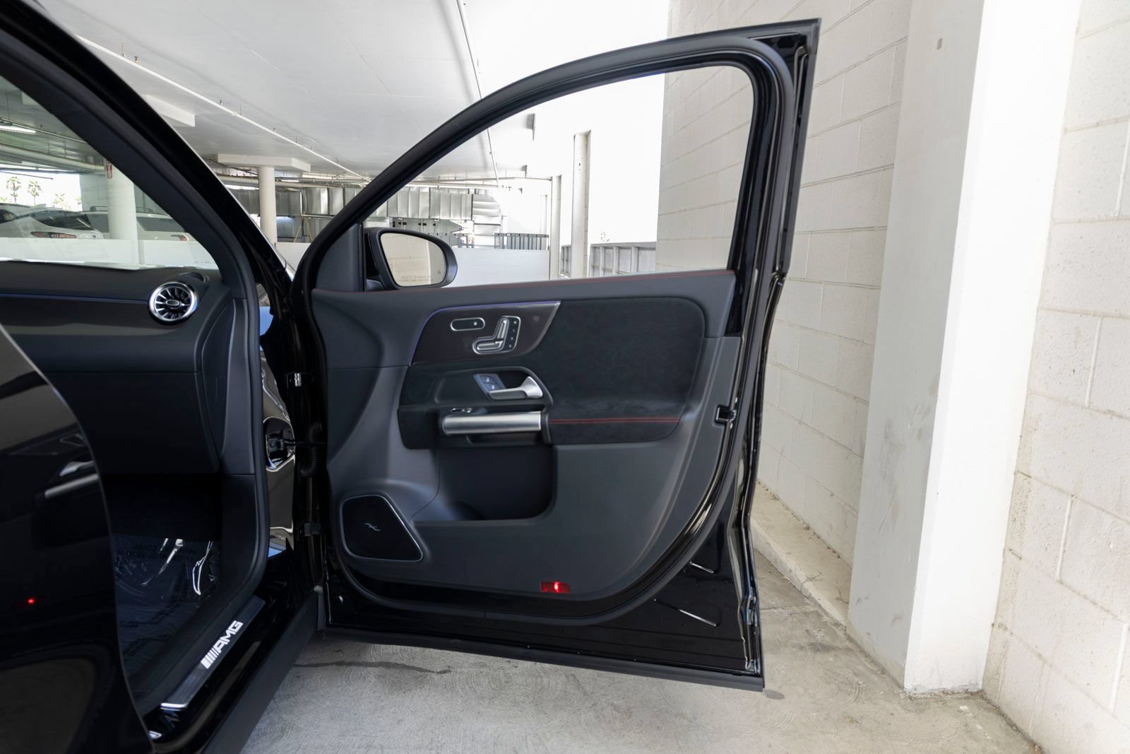 New 2026 Mercedes-Benz GLA 35 AMG 4MATIC image 26