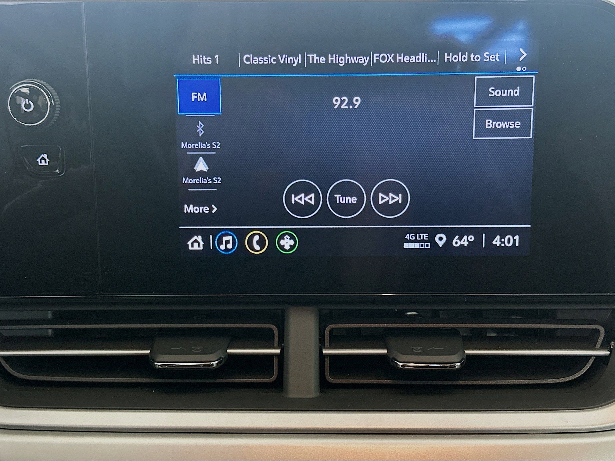 Used 2025 Chevrolet Trax RS w/ Driver Confidence Package image 21