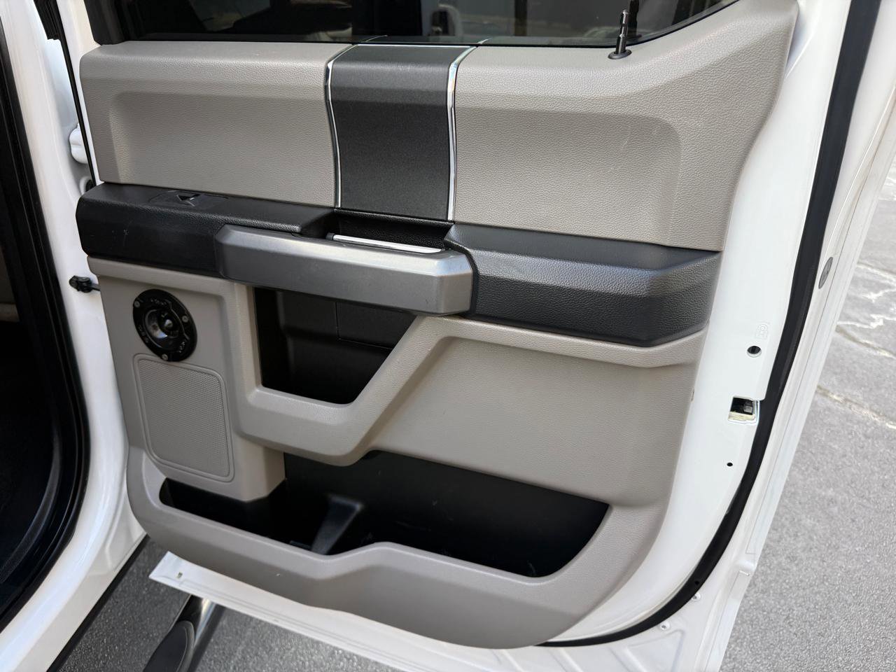Used 2018 Ford F250 XLT AWD/4WD image 16