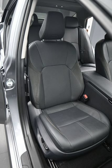 Used 2026 Toyota Camry XLE w/ Premium Plus Package FWD image 15