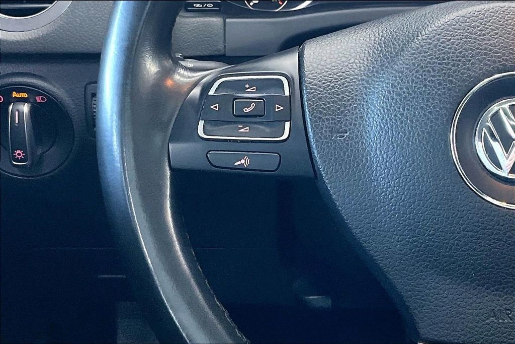 Used 2017 Volkswagen Tiguan Wolfsburg Edition image 11