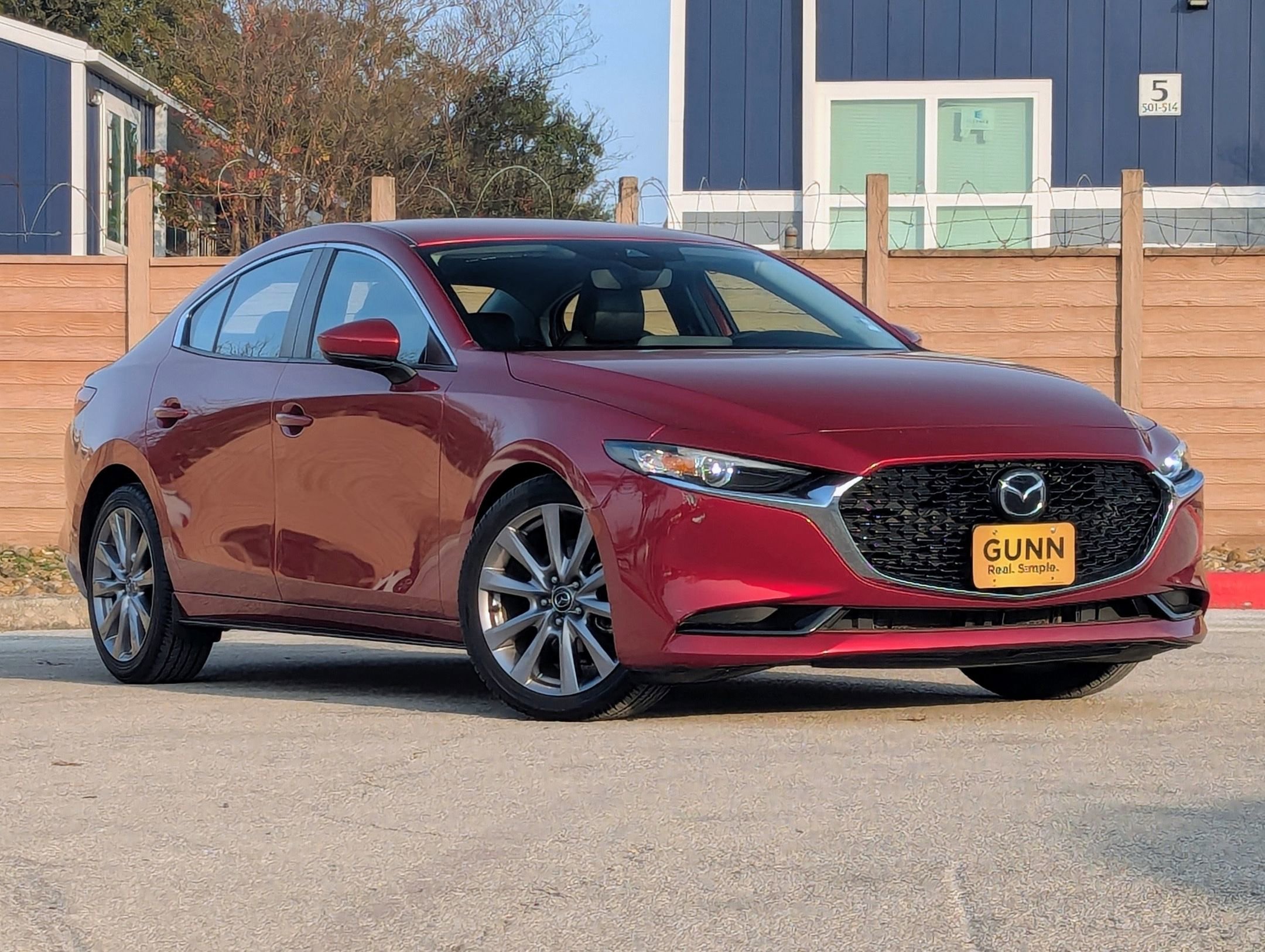 Used 2019 MAZDA MAZDA3 Sedan image 2