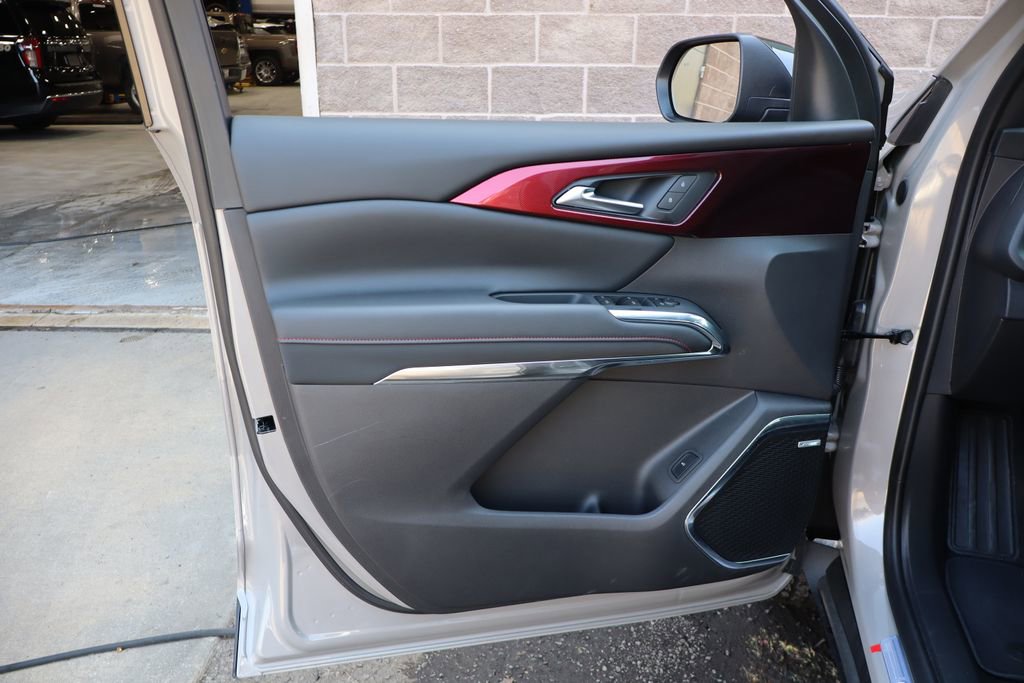 New 2026 Chevrolet Traverse Z71 w/ Enhanced Driving Package AWD/4WD image 12