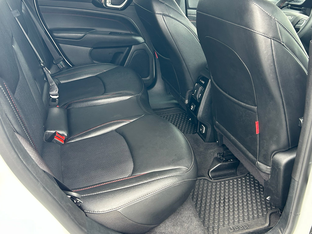 Used 2024 Jeep Compass Trailhawk image 22