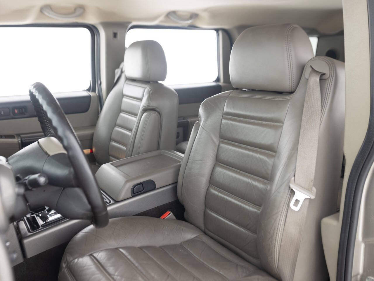 Used 2003 HUMMER H2 w/ Preferred Equipment Group AWD/4WD image 29