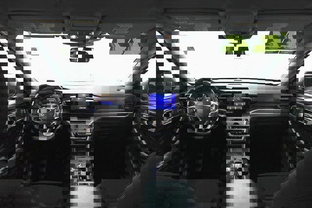 Used 2022 Ford Explorer XLT image 6