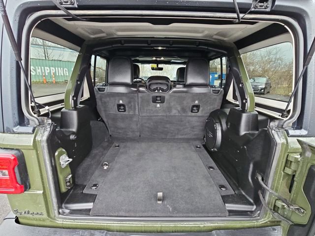 Used 2022 Jeep Wrangler Unlimited Sahara w/ LED Lighting Group image 26