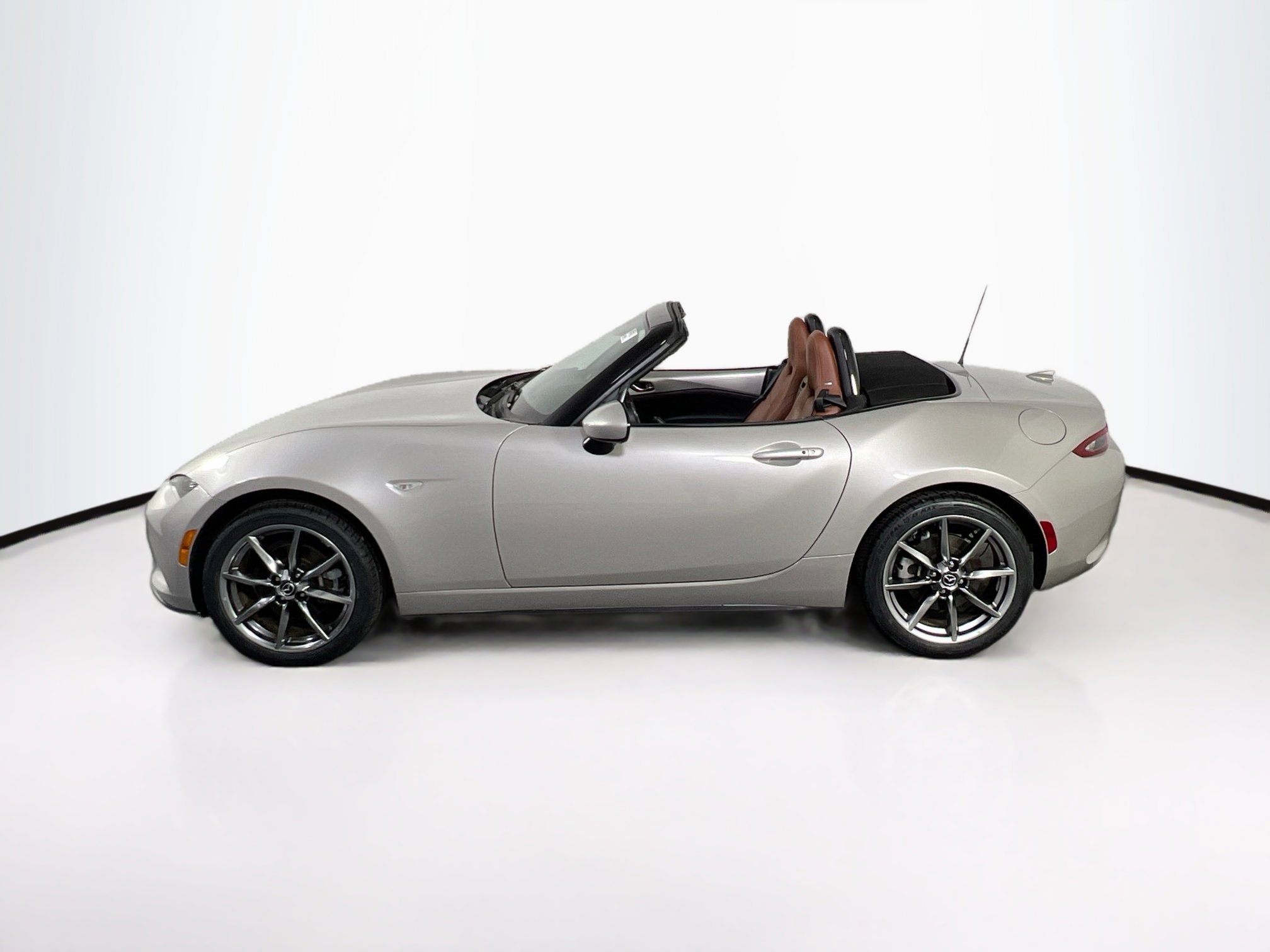 Used 2022 MAZDA MX-5 Miata Grand Touring image 8