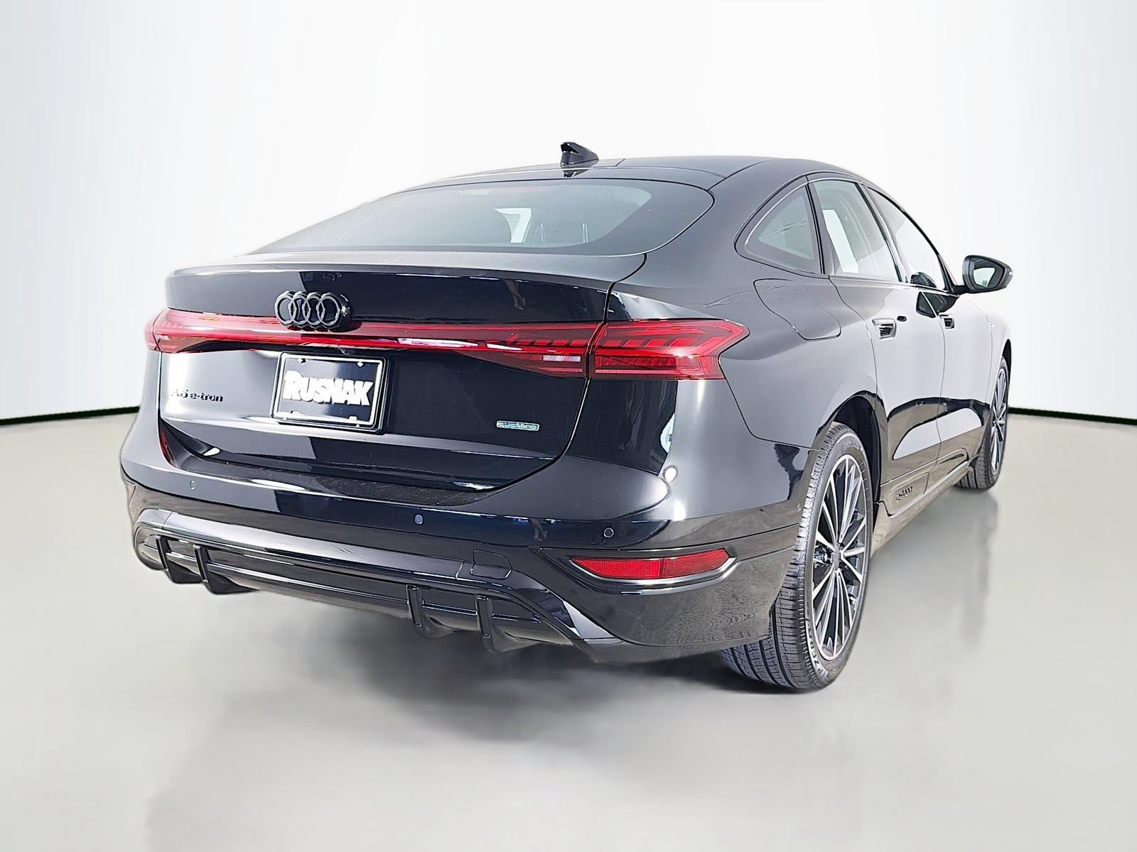 New 2027 Audi A6 e-tron Premium Plus AWD/4WD image 7