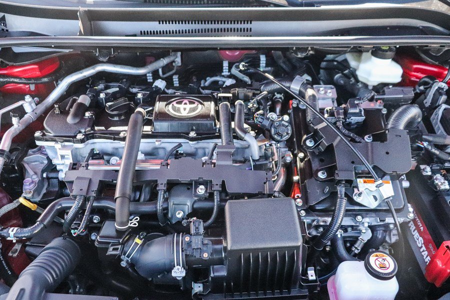 Certified 2025 Toyota Corolla SE w/ SE Premium Package FWD image 29