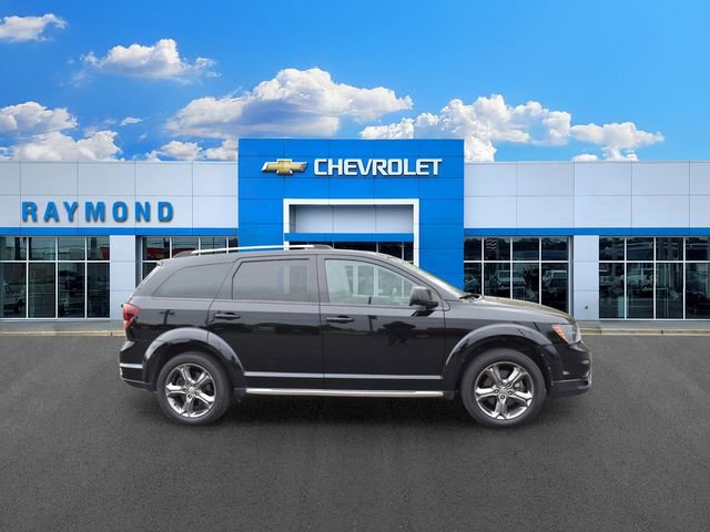 Used 2017 Dodge Journey Crossroad w/ Popular Equipment Group AWD/4WD image 2