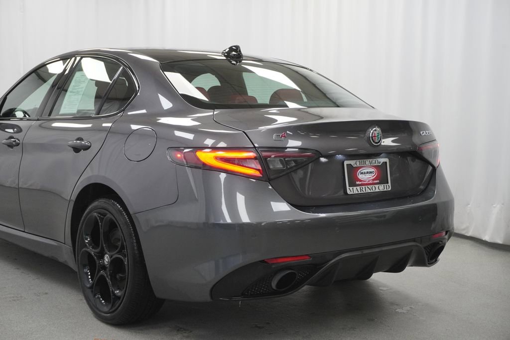 Used 2024 Alfa Romeo Giulia Veloce image 13