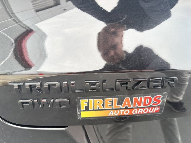 Used 2024 Chevrolet TrailBlazer RS w/ Convenience Package image 9