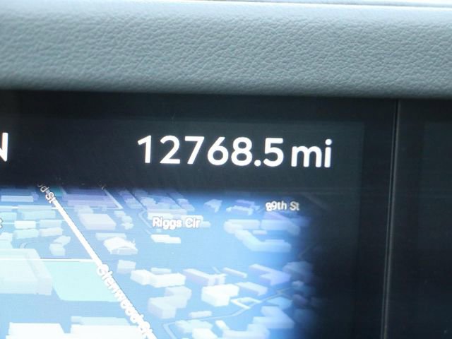 Used 2024 Lincoln Nautilus Reserve w/ Equipment Group 203A AWD/4WD image 32