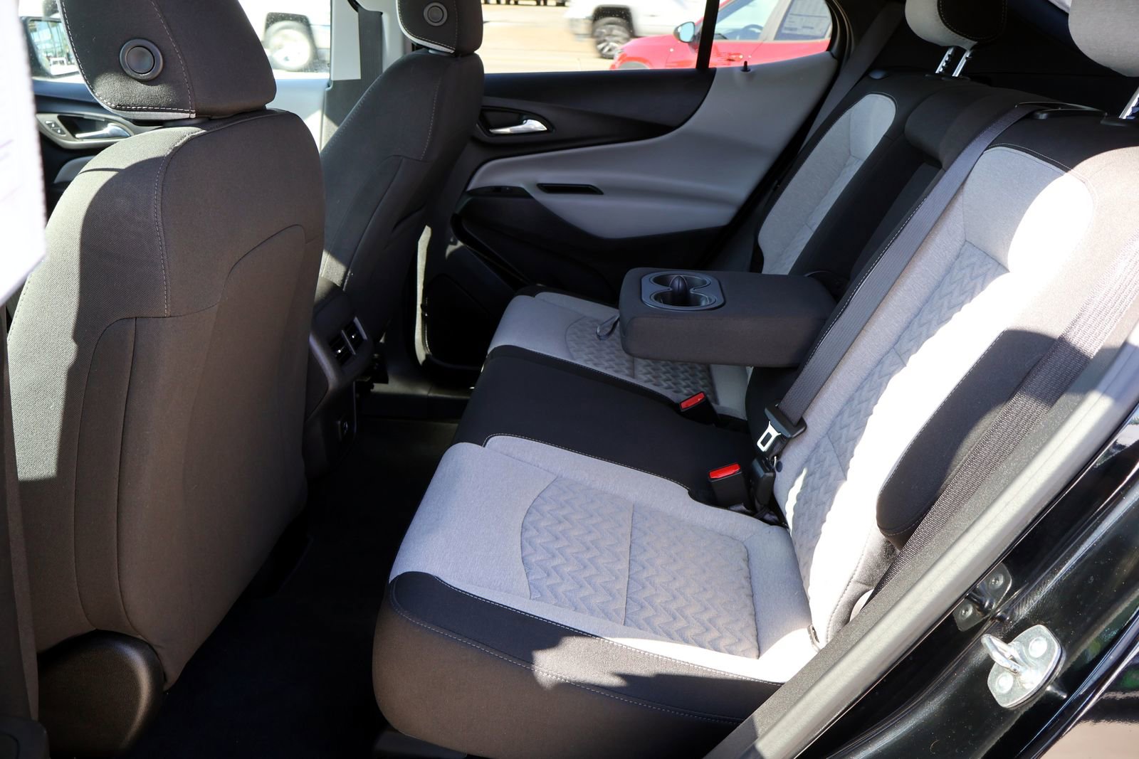 Used 2024 Chevrolet Equinox LS w/ LS Convenience Package FWD image 12