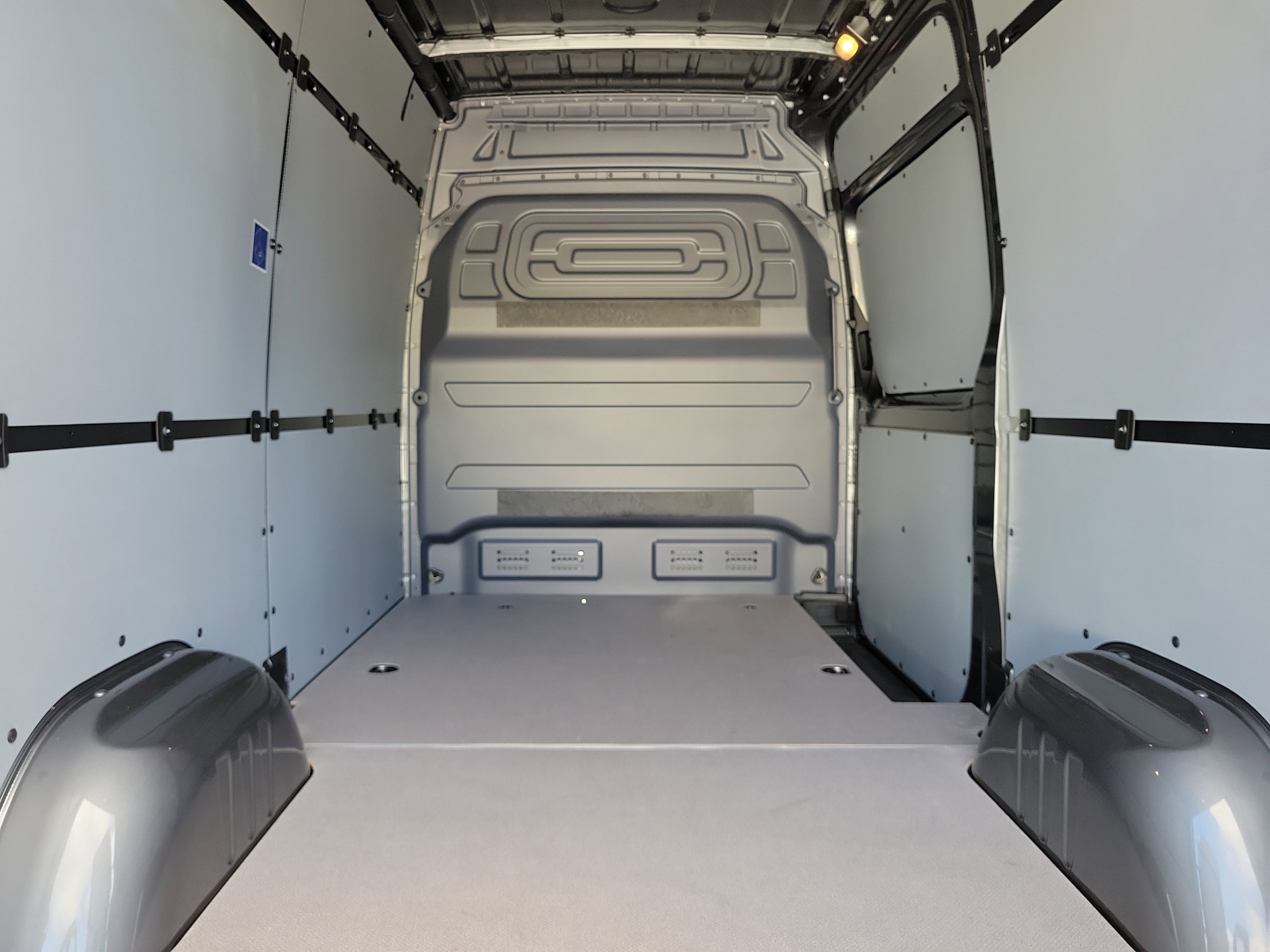 New 2025 Mercedes-Benz Sprinter 2500 image 43