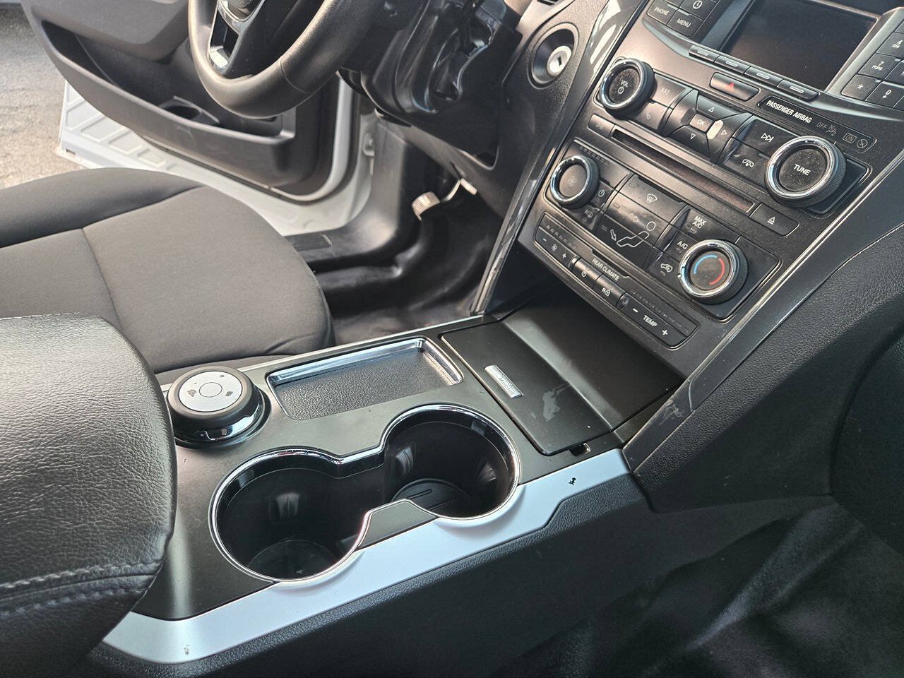 Used 2017 Ford Explorer 4WD Police Interceptor image 38