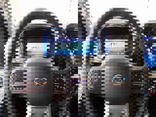 Used 2023 Ford F150 Lightning XLT image 6