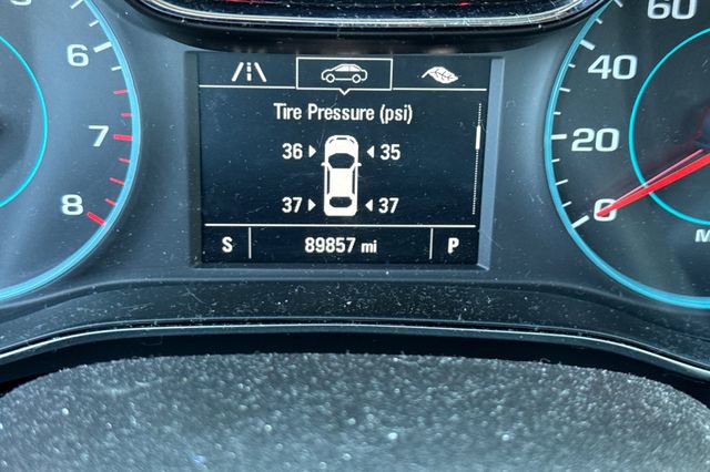 Used 2016 Chevrolet Cruze LT image 36