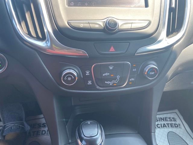 Used 2021 Chevrolet Equinox LT image 22