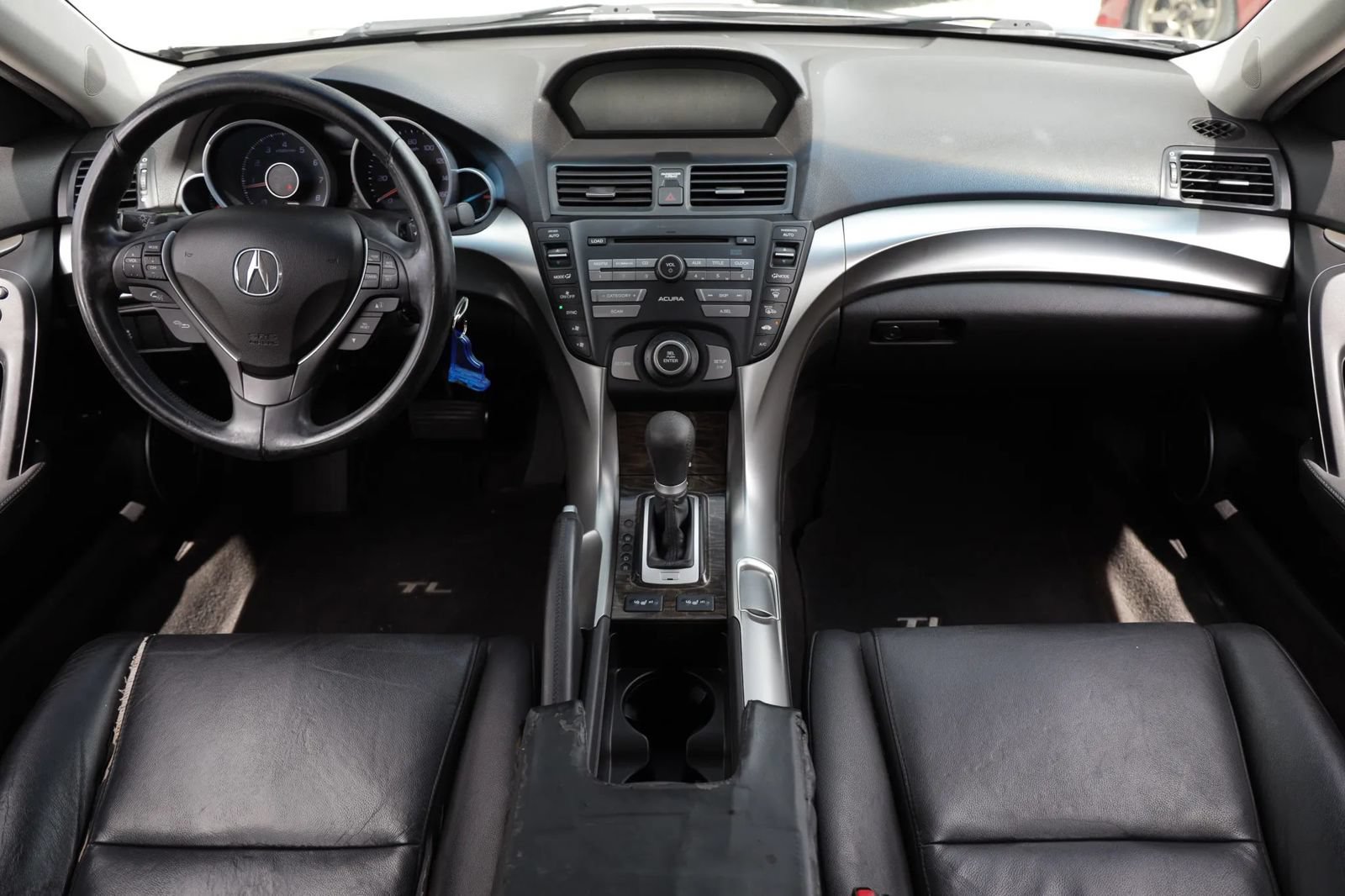 Used 2011 Acura TL FWD image 2