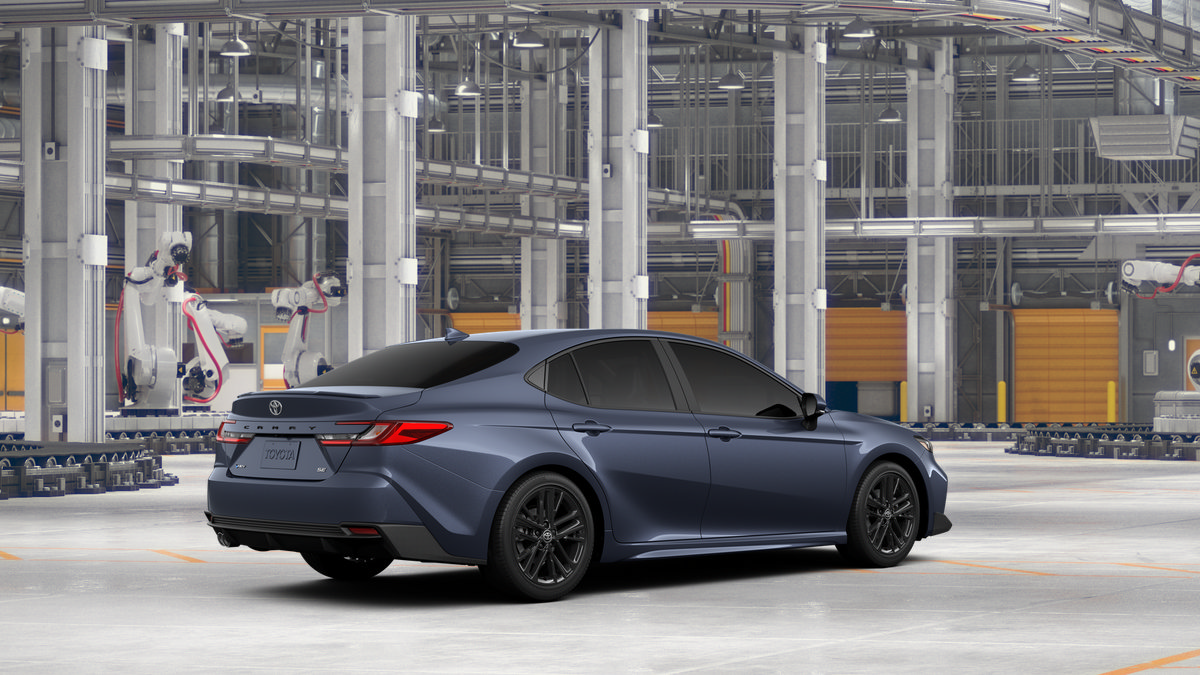 New 2026 Toyota Camry Hybrid FWD image 10