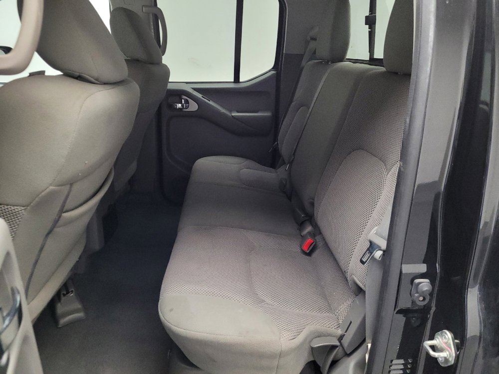 Used 2020 Nissan Frontier SV image 18