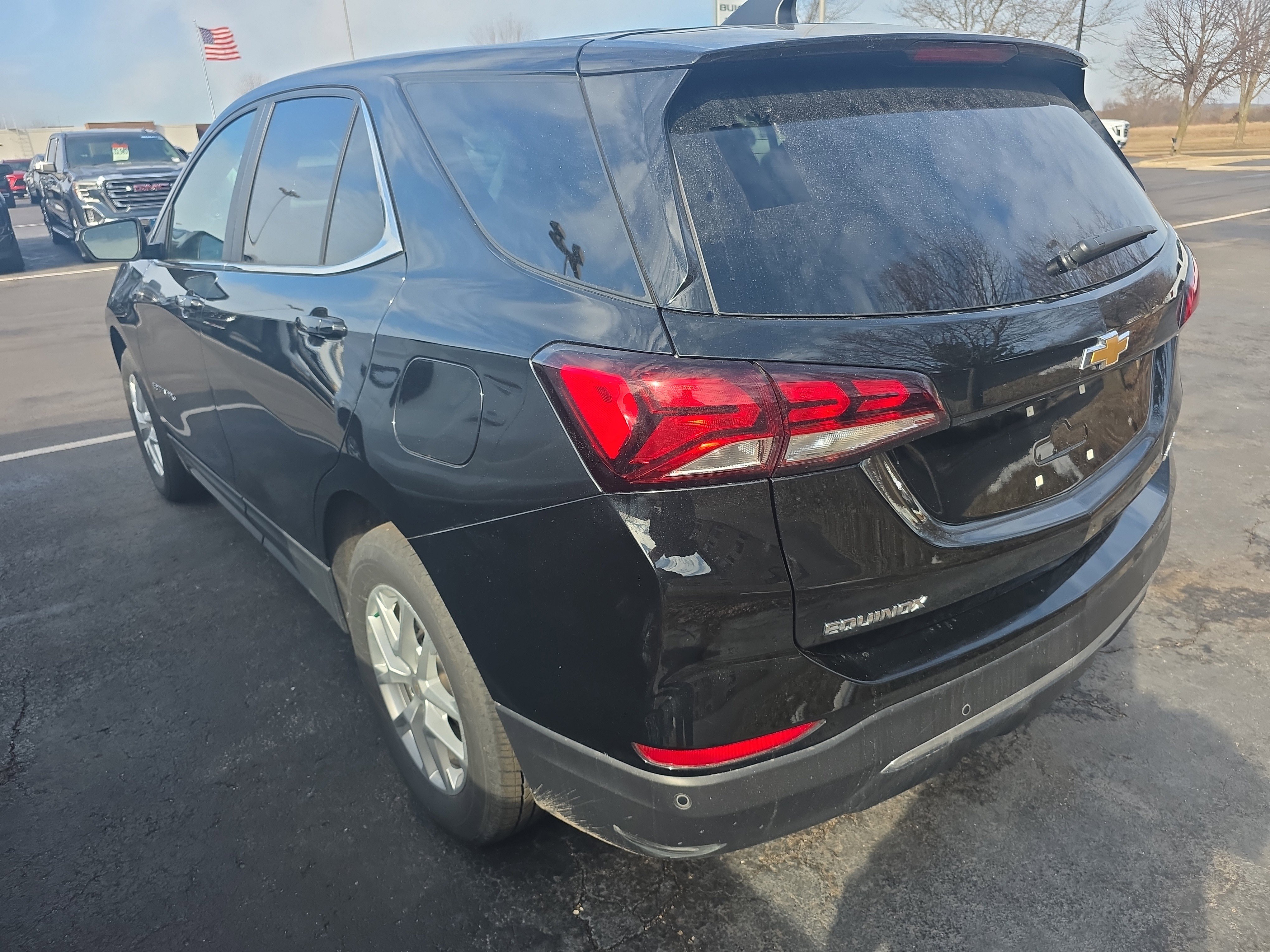 Used 2024 Chevrolet Equinox LT w/ LPO, Floor Liner Package image 3