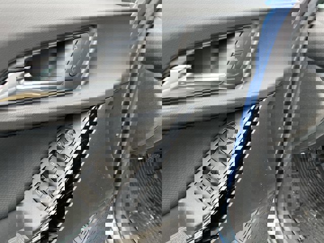 New 2026 Chevrolet Equinox LT w/ Convenience Package II image 24