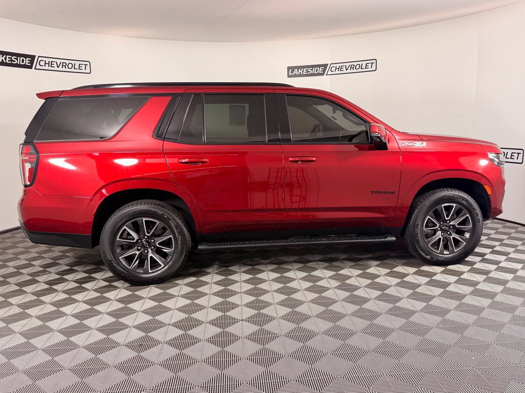 Used 2021 Chevrolet Tahoe Z71 w/ Luxury Package AWD/4WD image 7