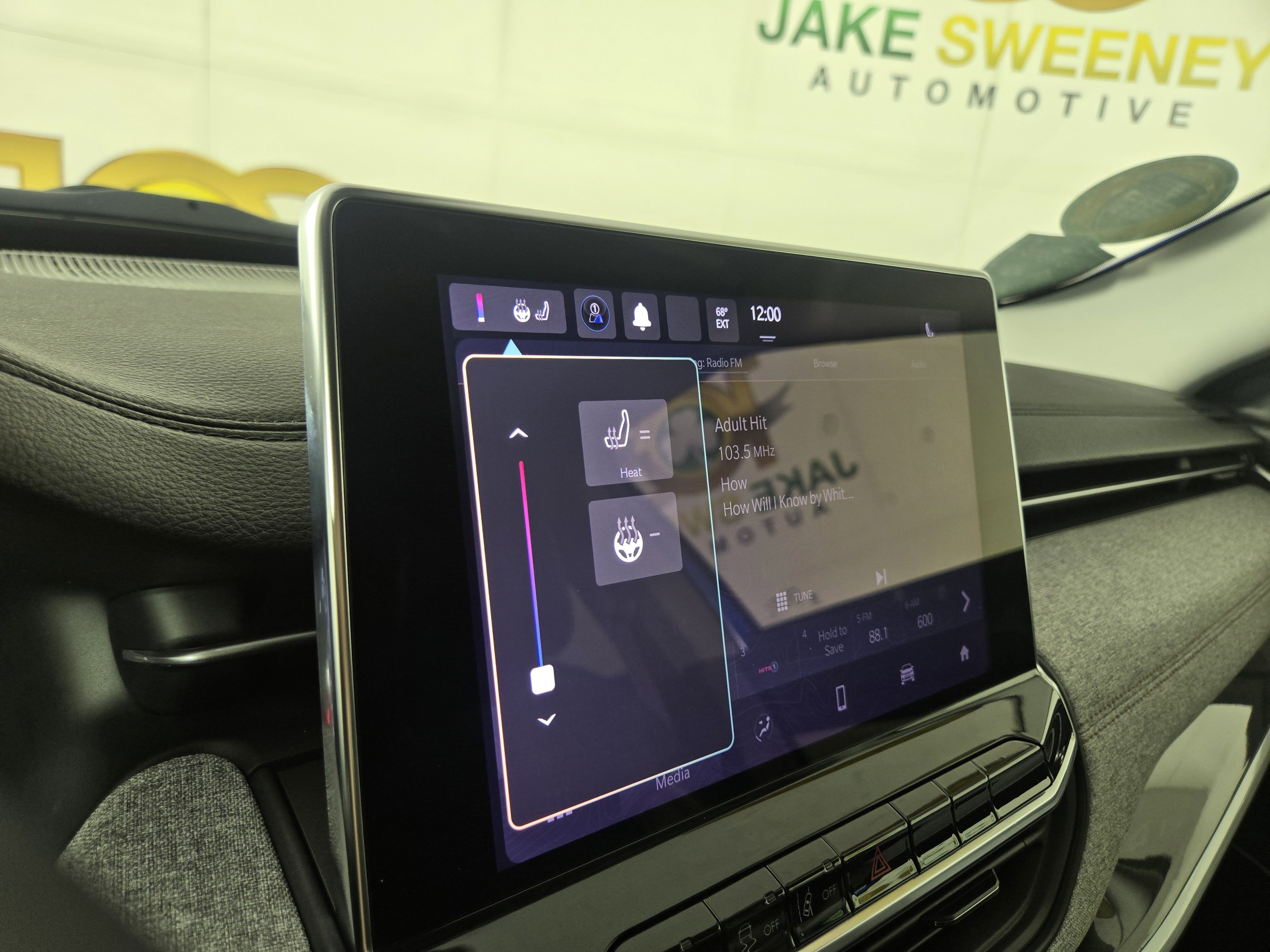 Certified 2022 Jeep Compass Latitude AWD/4WD image 26