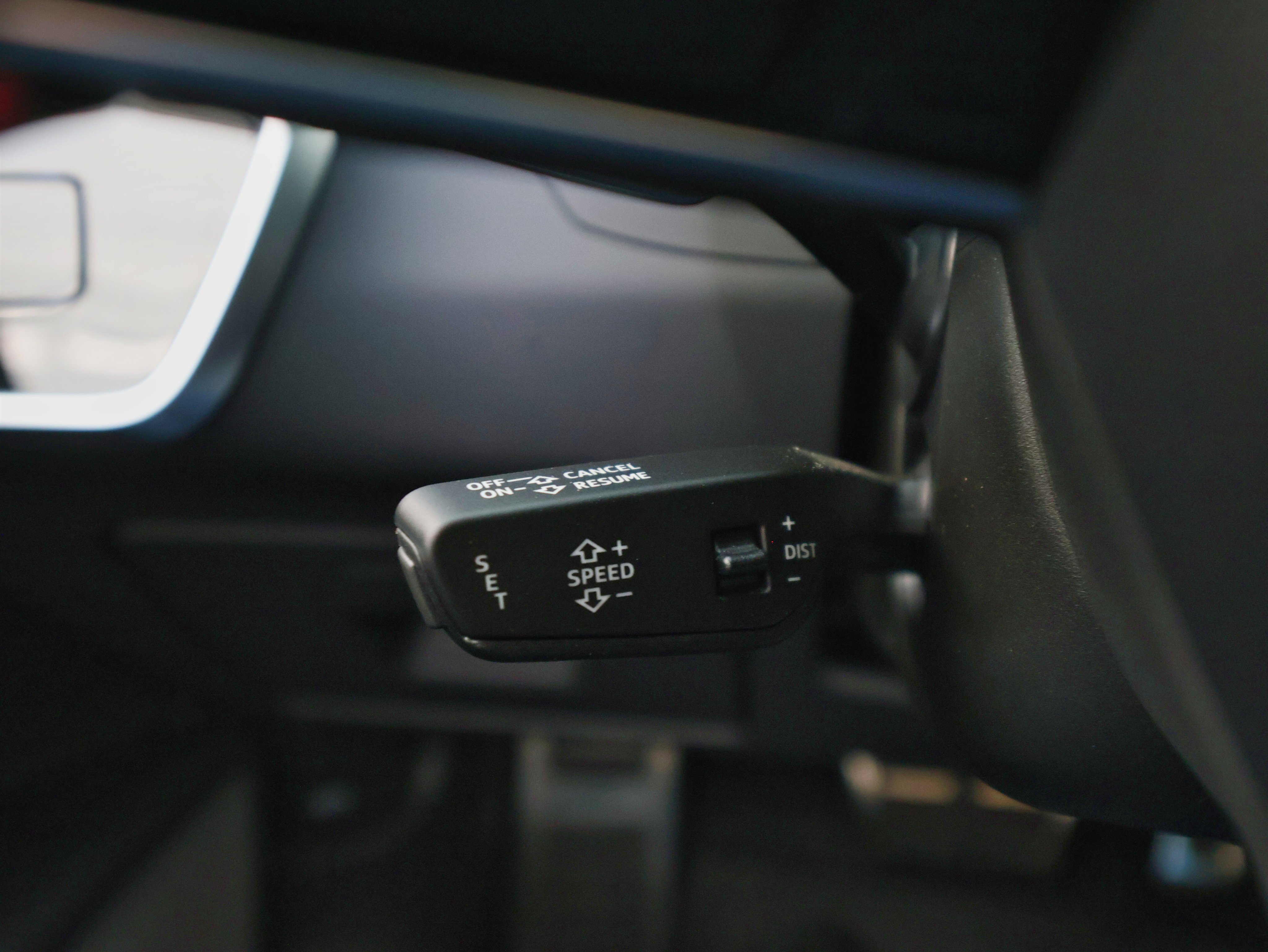 Used 2021 Audi RS 6 w/ Executive Package image 44